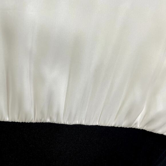 Vintage Y2K Women’s Black/White Ruffle Scoop Neckline Bodycon Mini Dress ; Small - Picture 15 of 15